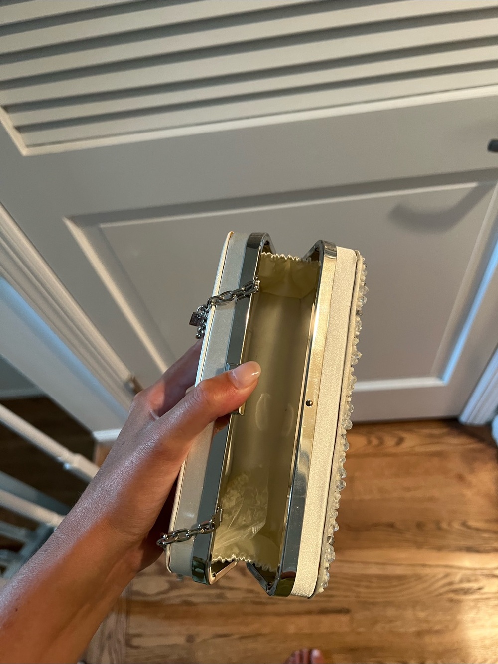 Embellished White Pearl & Crystal Clutch Bag - Picture 4 of 5